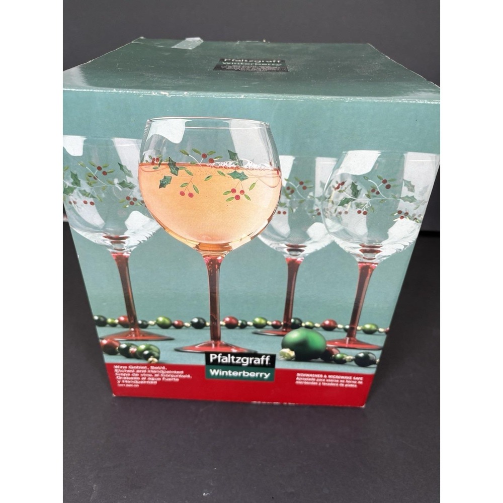 Pfaltzgraff Winterberry Wine Glasses Set of 4 Red Stem Christmas New in Box